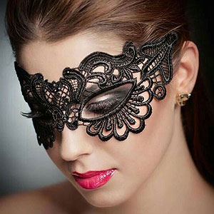 Čipkovaná škraboška Enchanting Lace Eye Mask čierna